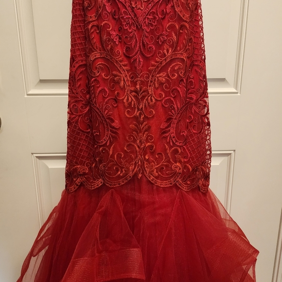 NEW RED BEADED PROM DRESS SMALL - Picture 4 of 5